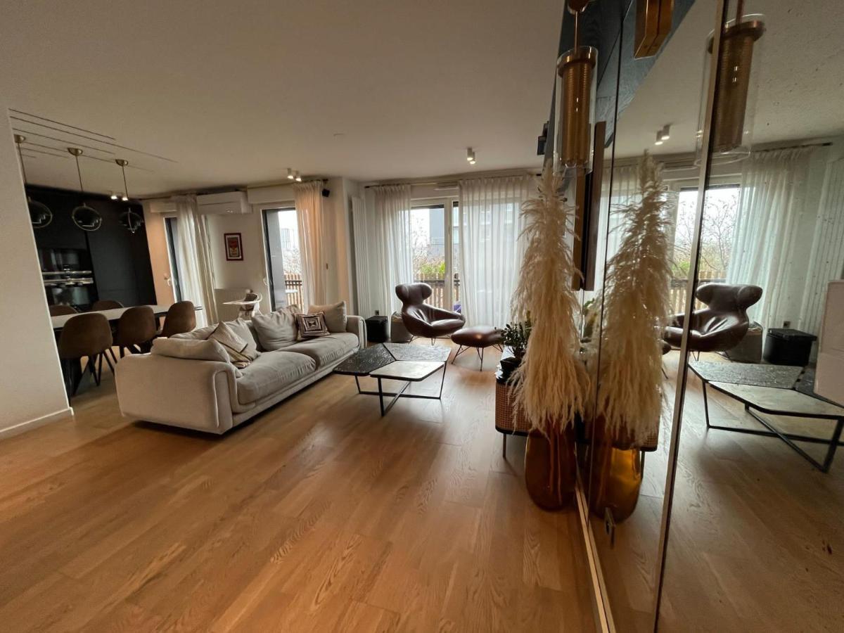 Appartement Luxueux Climatise Avec Terrasse, 6 Couchages - 17Eme Arrondissement De Paris Clichy Exterior photo